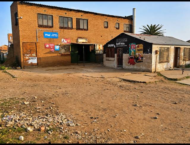 3 BEDROOM HOUSE FOR SALE IN SEBOKENG ZONE 13